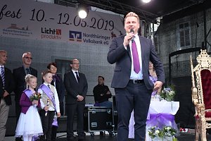27. Fliederfest er&ouml;ffnet - Verabschiedung Fliederk&ouml;nigin