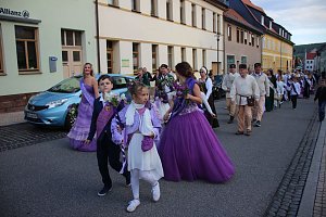 27. Fliederfest er&ouml;ffnet - Verabschiedung Fliederk&ouml;nigin