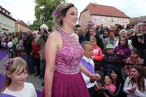 Wer ist die neue Fliederprinzessin?