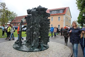 Fliederparade mit Schirm