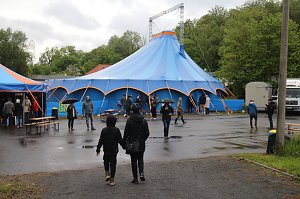 Kleinkunst aus dem Koffer -Zappelini er&ouml;ffnet die Zeltsaison