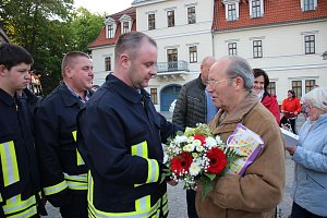 Zum Geburtstag Kamerad geehrt