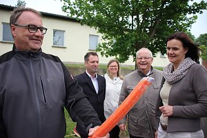 Offizieller Baustart zum gef&ouml;rderten Breitbandausbau