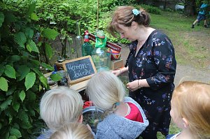 M&auml;rchenpicknick im Meyenburg-Park