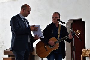 B&uuml;rgermeister Pasenow und Pfarrer Lenz