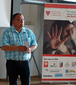 App f&uuml;r Opfer von Stalking hilft Beweise zu sicher