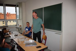 Erfolgreicher Aktionstag Schule trifft Wirtschaft�