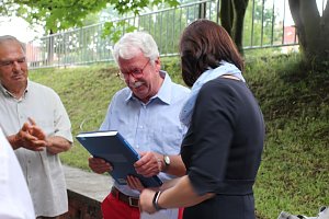 100 Jahre Wissen teilen