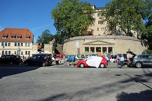 Tr&ouml;delmarkt mit weniger Besuchern