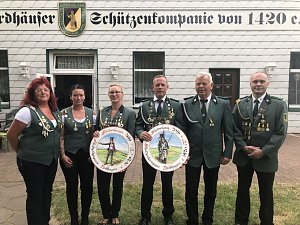 Spannende Wettkämpfe mit Gewehr und Bogen