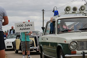 Großer Festumzug in Auleben