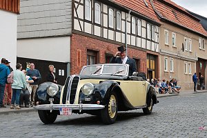 Großer Festumzug in Auleben