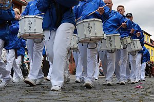 Großer Festumzug in Auleben