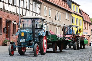Großer Festumzug in Auleben