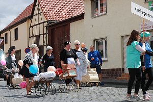 Großer Festumzug in Auleben