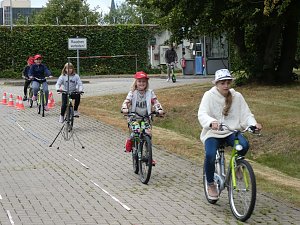 wei&szlig;russische Kinder