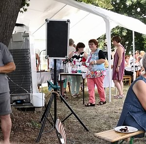 10 Jahre Ahorn-B&uuml;hne in Westgreu&szlig;en gefeiert