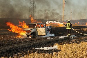 Feldbrand bei Gro&szlig;berndten