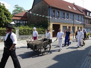 Großer Umzug zum Ellricher Schützenfest