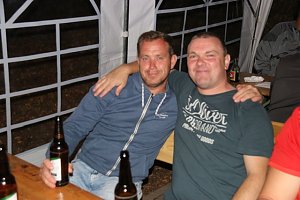 Ausgelassen gefeiert
