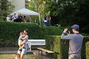 Sommerpicknick im Meyenburg-Park