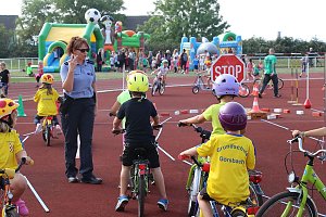 Schulanfangsaktionstag auf dem Hohekreuz-Sportplatz