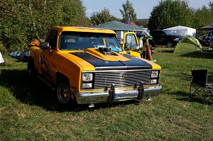 US-Cars in der Westernstadt