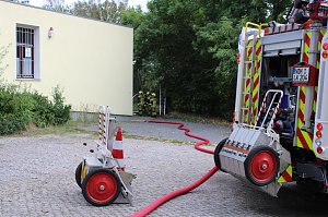 Bienenstock entzündet