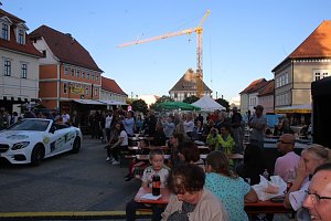 Erfolgreich ins Weinfest gestartet