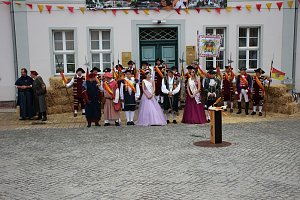 Hausm&auml;nner zogen durch die Kurstadt