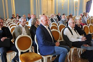 Bemerkenswerte Ausstellung er&ouml;ffnet