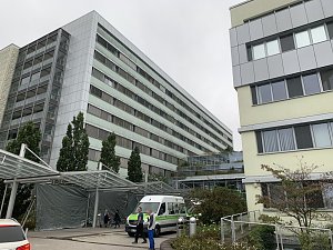 Fassadenreinigung am Südharz-Klinikum