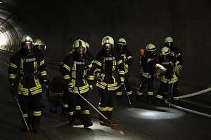 Gro&szlig;&uuml;bung im H&ouml;llbergtunnel