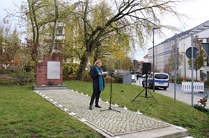 Kranzniederlegung und Gedenken zur Reichspogromnacht vor 81 Jahren