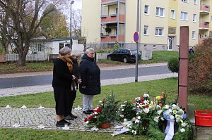 Kranzniederlegung und Gedenken zur Reichspogromnacht vor 81 Jahren