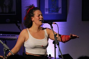 Robin Damm und Band in der Kreissparkasse Nordhausen