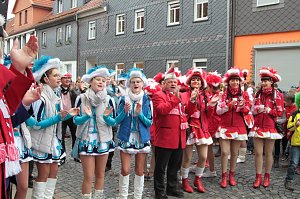 Karnevalsstart in Ellrich vor dem Rathaus. 