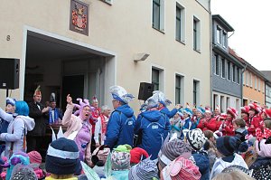 Karnevalsstart in Ellrich vor dem Rathaus. 