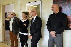 Dem Meister ein St&auml;ndchen gebracht