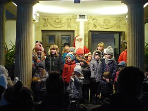 Der Plasma Service Nordhausen stand f&uuml;r das Nikolaus-T&uuml;rchen Pate