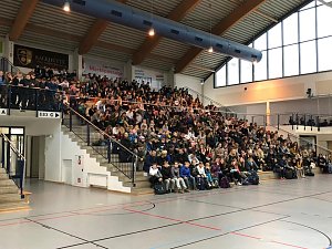 Herder-Gymnasium ehrte Sportlerinnen, Sportler und &Uuml;bungsleiter