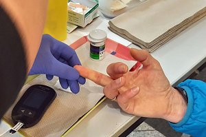 Wieder Informationsstand zum Welt-AIDS-Tag