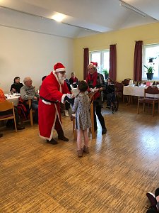 Kommunikatives Fr&uuml;hst&uuml;ck mit Weihnachtsprogramm