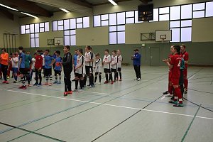 Hallenkreismeisterschaften der<b> C- und D- Junioren</b> statt und hier gibt es die Ergebnisse mit Bildergalerie bei der C-Jugend...