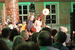 Mit Freaky Tones wieder beschwingt in die Weihnacht
