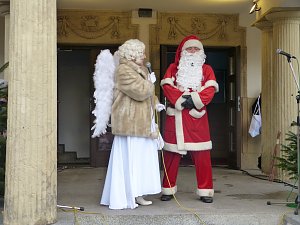 Hinter dem 24. Fenstert&uuml;rchen verbarg sich heute morgen der Weihnachtsmann h&ouml;chstpers&ouml;nlich