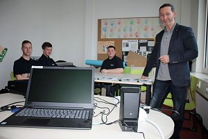 Heute Aktionstag Schule trifft Wirtschaft�