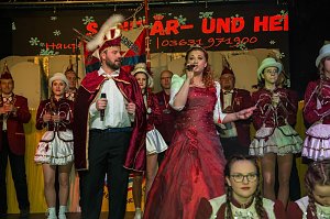 Salzaer N&auml;rrinnen und Narren feierten im Jugendclubhaus