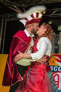 Salzaer N&auml;rrinnen und Narren feierten im Jugendclubhaus