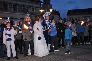 Nubbel den Flammen &uuml;bergeben